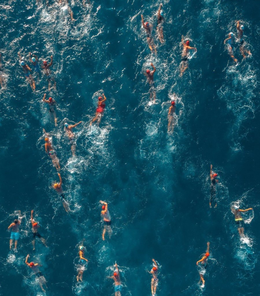 Konyaaltı’nda Yüzme Yarışı Heyecanı Başladı