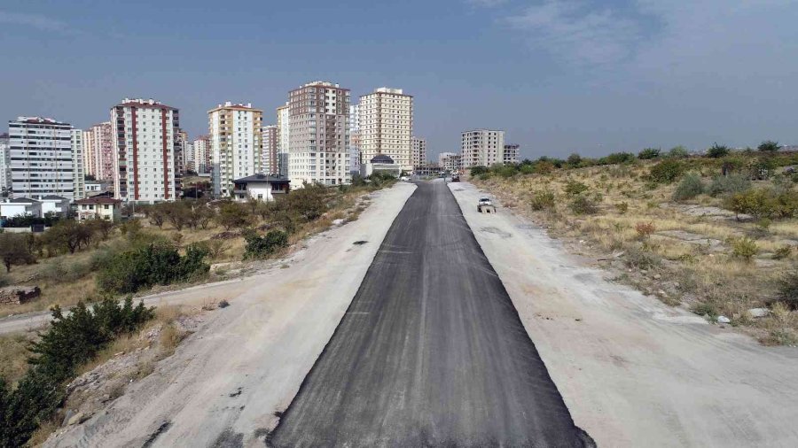 Talas’ta Asfaltta Sonbahar Bereketi