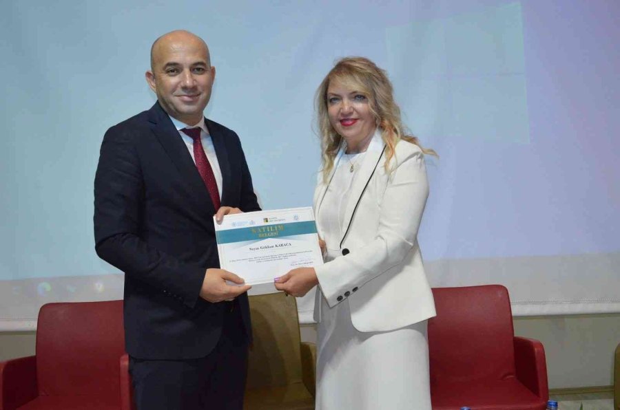 Alanya Hep Üniversitesi’nde ‘kimseyi Geride Bırakma’ Sloganıyla Gıda Paneli