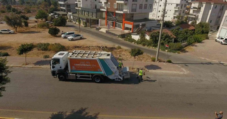 Kepez’in Yüzleri Güldüren Çöp Araçları