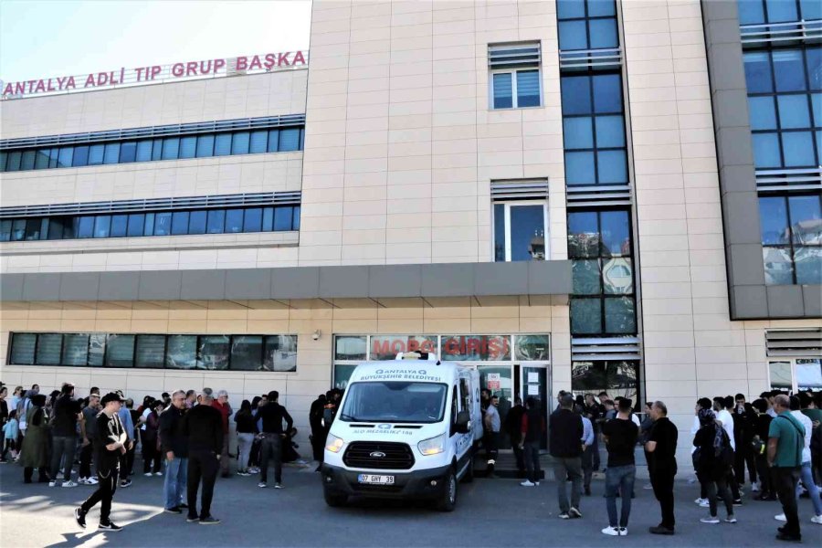 Scooter Faciasında Gözyaşları Sel Oldu