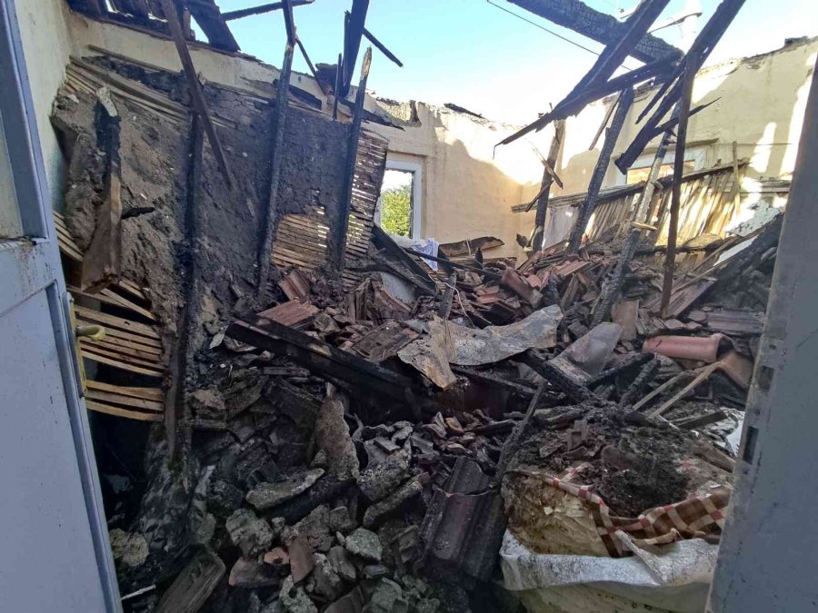 2 Akrabasının Evini Kundaklayan Şüpheli Tutuklandı