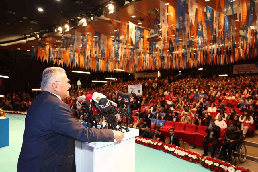 Büyükkılıç, Ak Parti Genişletilmiş İl Danışma Meclisi Toplantısına Katıldı