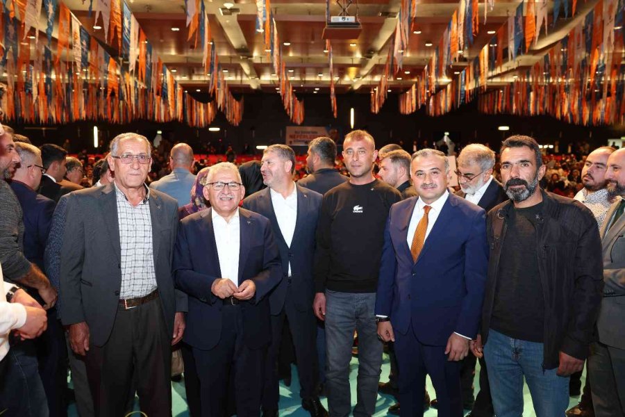 Büyükkılıç, Ak Parti Genişletilmiş İl Danışma Meclisi Toplantısına Katıldı