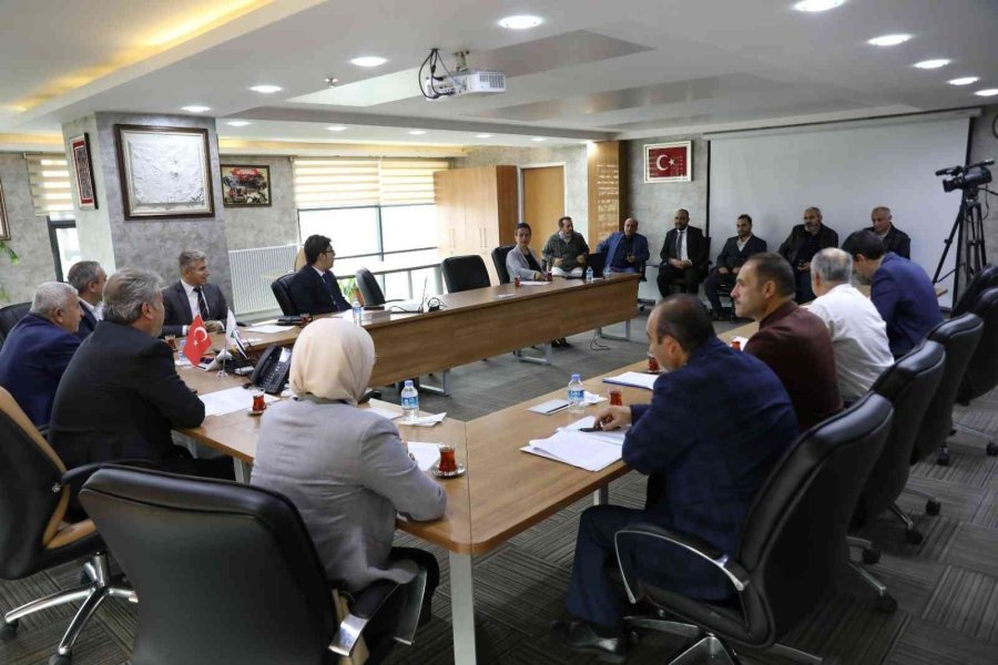 Belediyenin 2 Adet İşyeri 10 Yıllığına Kiralandı