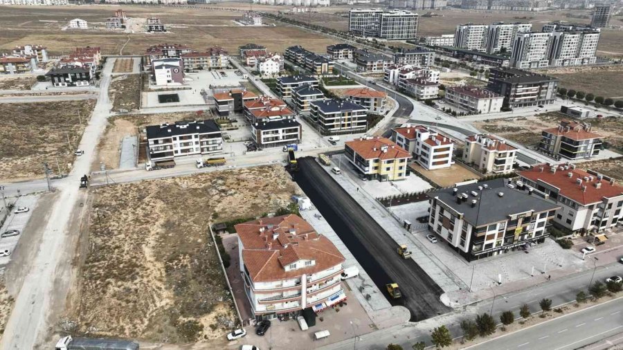 Selçuklu Belediyesi Asfalt Çalışmalarına Devam Ediyor