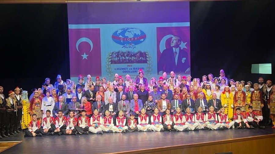 Dünyanın En İyi “geleneksel Sanatlara Hizmet” Ödülü Sivrihisar’ın