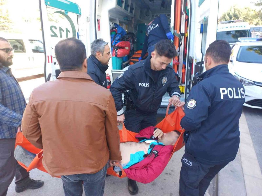 Karaman’da Hemşire Kuzenini Silahla Vuran Şahıs, Aynı Silahla Kendini Vurdu