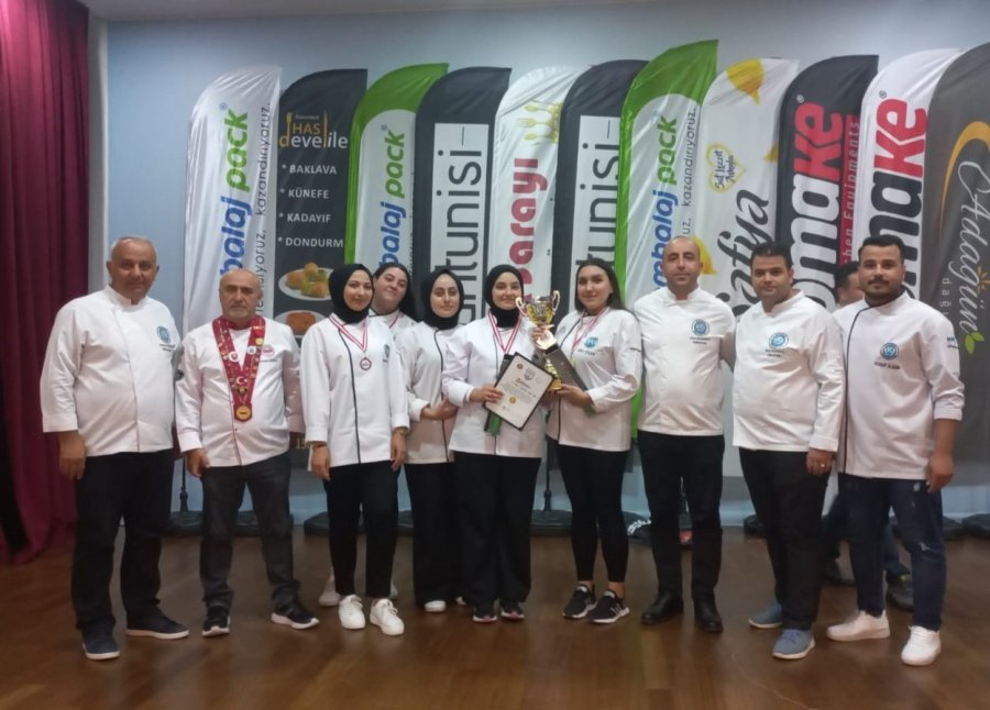 Kayü Aşçılık Programı Öğrencileri, Mersin’den Ödülle Döndü