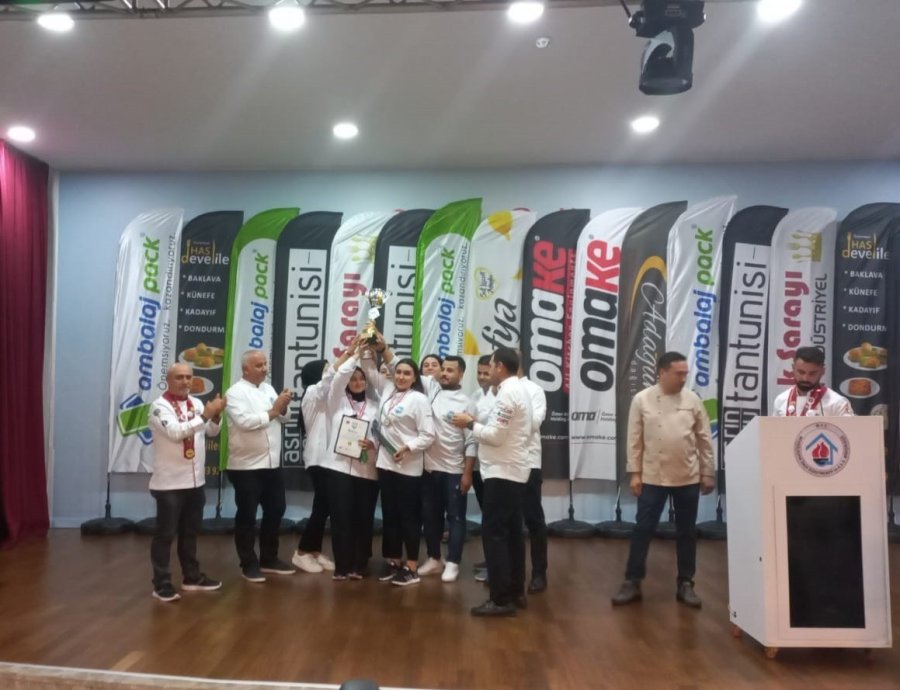 Kayü Aşçılık Programı Öğrencileri, Mersin’den Ödülle Döndü