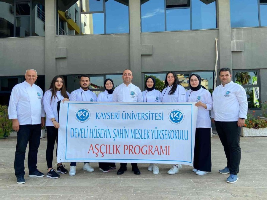 Kayü Aşçılık Programı Öğrencileri, Mersin’den Ödülle Döndü