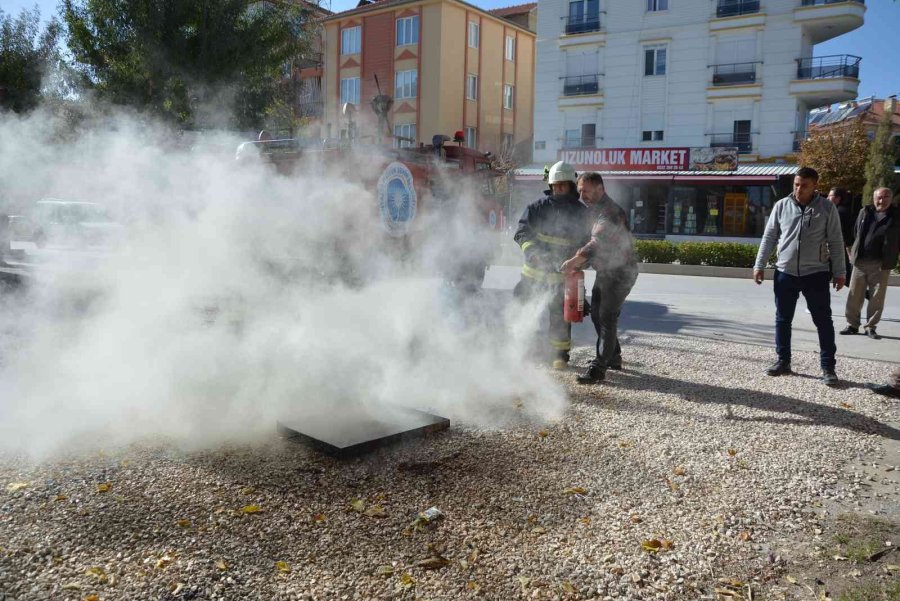 Mahalle Muhtarından 55 Vatandaşın Katılımıyla Yangın Tatbikatı