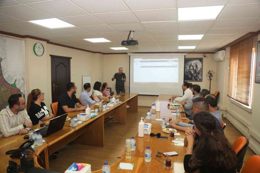Tarsus Belediyesi, E-ruhsat Uygulamasını Meslek Odalarıyla Paylaştı