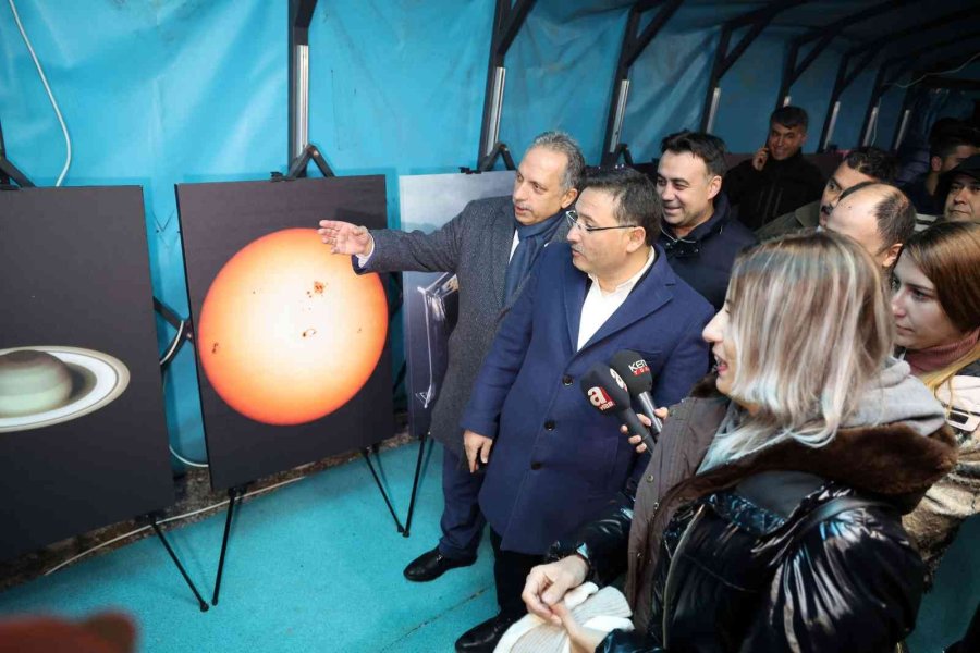 Talas Belediyesi’nden Uzayın Derinliklerine Götüren Sergi