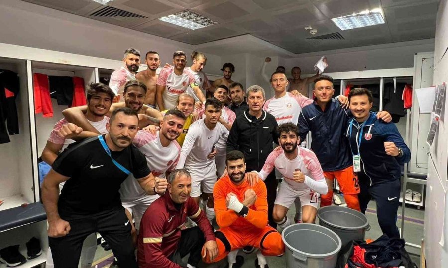 Kepez Belediyespor Adım Adım Play-off’a