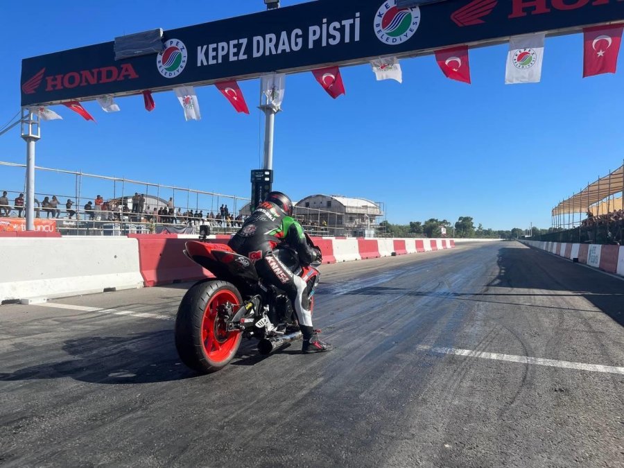 Drag Şampiyonları Belli Oldu