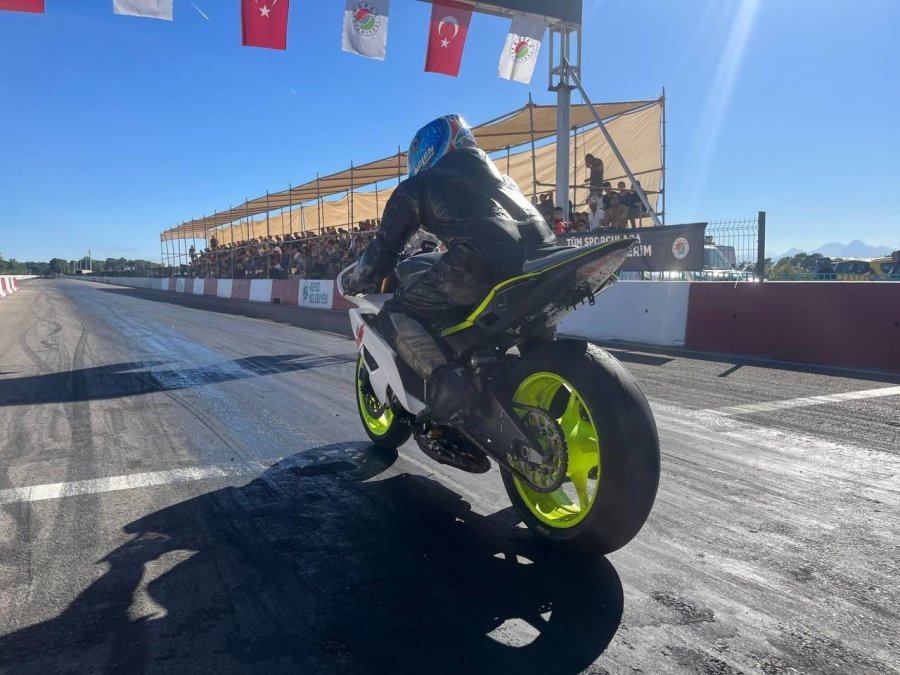 Drag Şampiyonları Belli Oldu