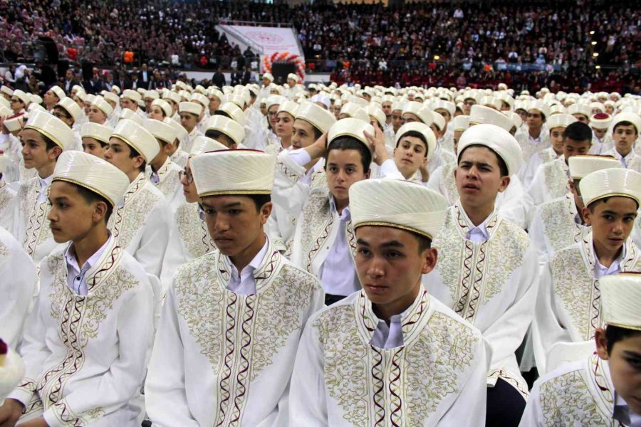 Kayseri’de 800 Hafız İçin Tören Düzenlendi