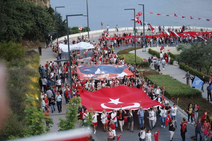 Büyükşehir Cumhuriyet’in 99. Yılını Fener Alayı Ve Sefo Konseri Düzenlenecek