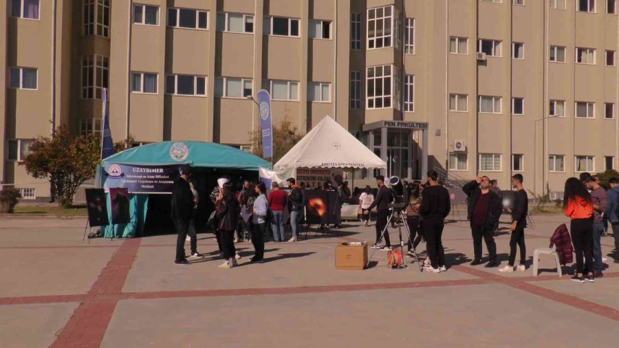 Parçalı Güneş Tutulması, Erü’de Teleskoplarla İzledi