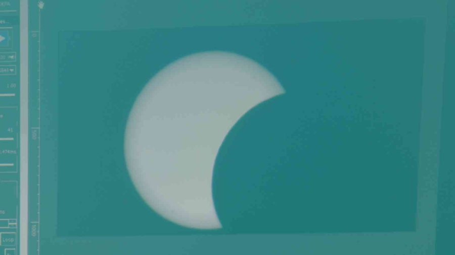 Parçalı Güneş Tutulması, Erü’de Teleskoplarla İzledi