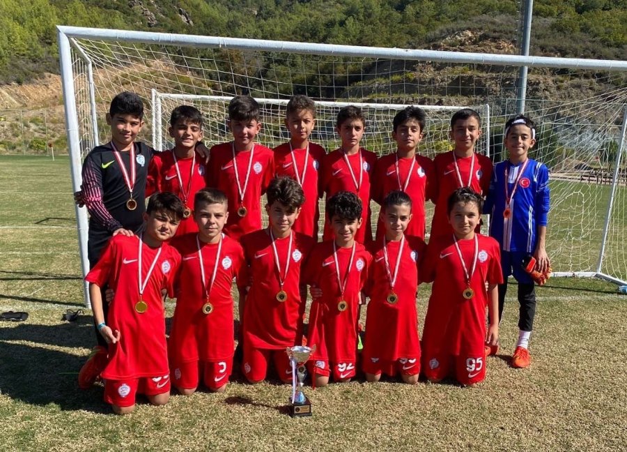 Spor A.ş Gençlik Ve Spor Üçüncü Oldu