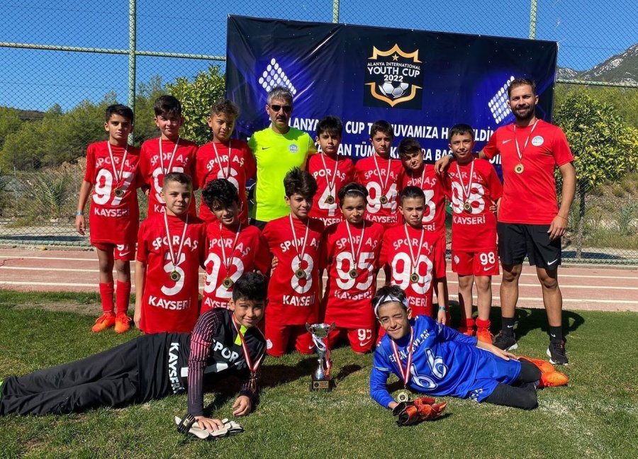 Spor A.ş Gençlik Ve Spor Üçüncü Oldu