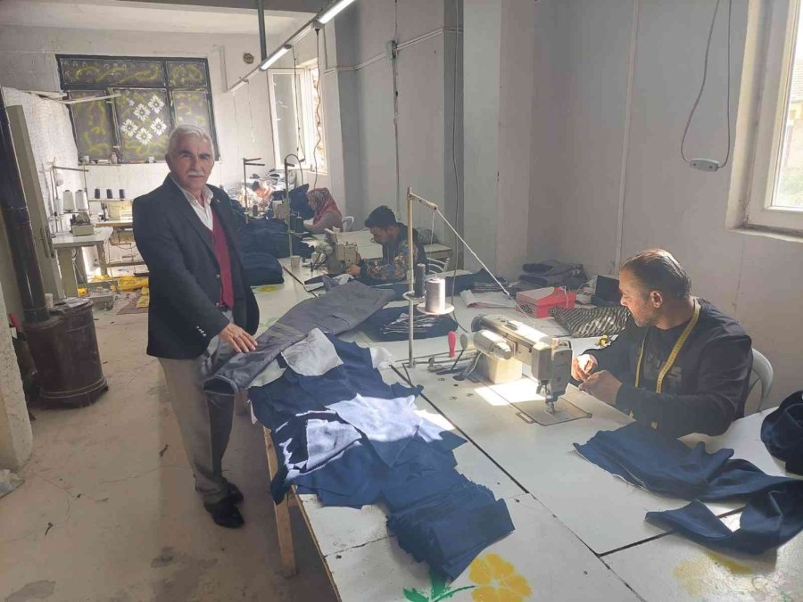 Tomarzalı Girişimci Devlet Desteğiyle Tamir Dükkanını Atölyeye Dönüştürdü