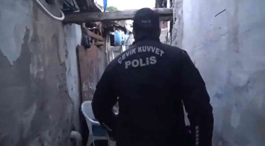 Hırsızlara Darbe: 23 Gözaltı