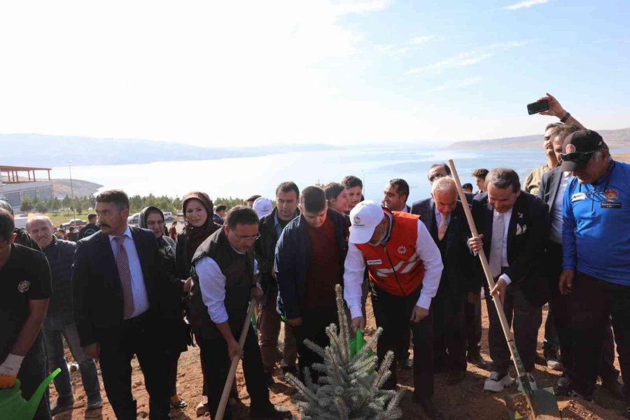 Kayseri’nin Denizi Ağaçlandırılıyor