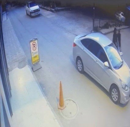 Boşanma Aşamasındaki Karısını Sokakta Vuran Adama 14 Yıl Hapis: Olay Anı Görüntüleri Ortaya Çıktı