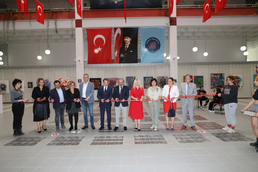 Akdeniz Üniversitesi’nde “sonsuza Kadar Cumhuriyet” Sergisi