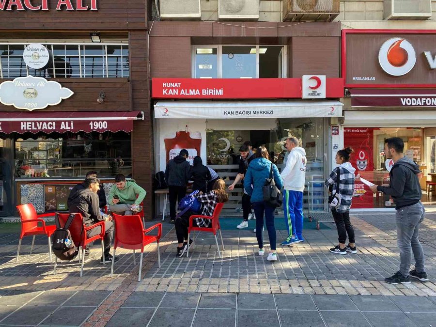 Erü Spor Bilimleri’nden ‘1 Kan, 3 Can 1 Fidan” Etkinliği