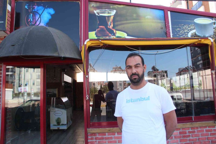 Antalya’da İki İş Yeri Kurşunlandı