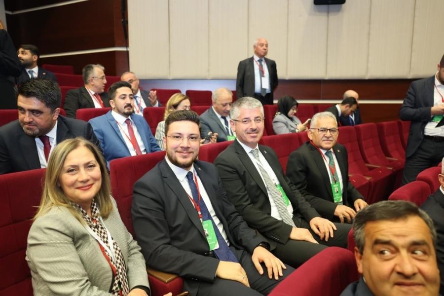 Başkan Büyükkılıç, Ak Parti Genişletilmiş İl Başkanları Toplantısı’na Katıldı