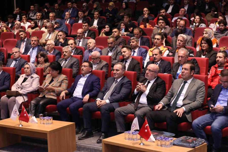 Erü’de “tevfik İleri’yi Anlamak” Programı Düzenlendi