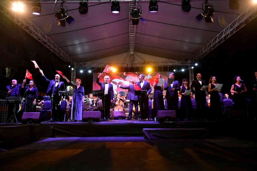 Mersin’de Cumhuriyet Bayramı Kutlanmaları Erken Başladı