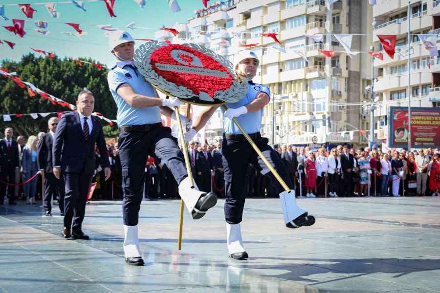 Antalya’da 29 Ekim Cumhuriyet Bayramı Kutlamaları