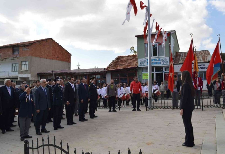 Hüyük’te Hatıra Ormanına İlçe Protokolü Fidan Dikti