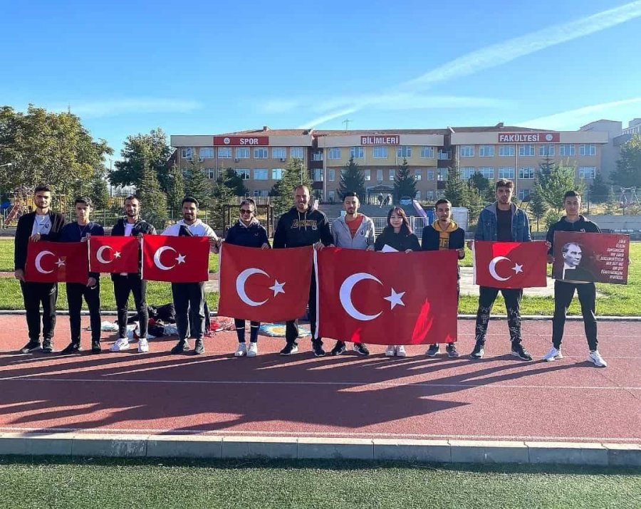 Erü Öğrencilerinden Cumhuriyet Bayramı Etkinliği