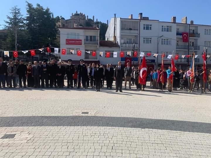 Seyitgazi’de 29 Ekim Cumhuriyet Bayramı Kutlamaları Başladı