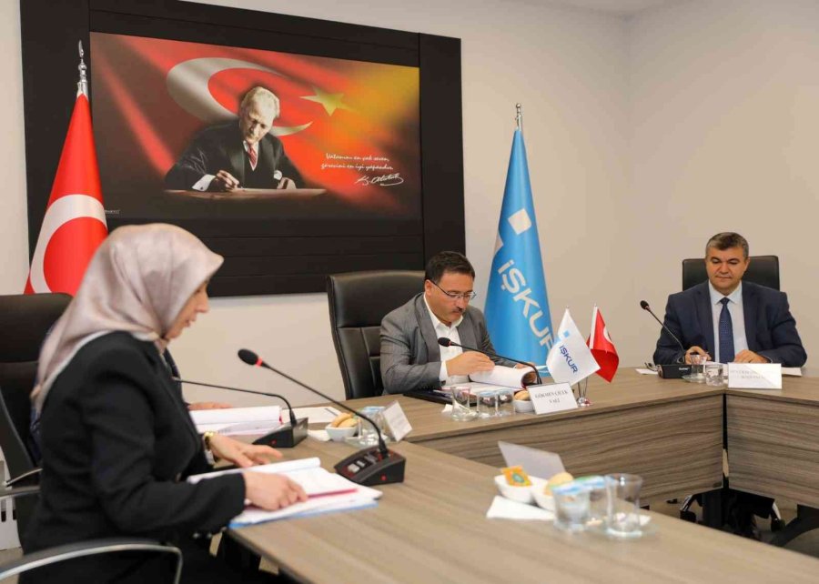 İl İstihdam Ve Mesleki Eğitim Kurulu Toplantısı Vali Çiçek Başkanlığında Yapıldı