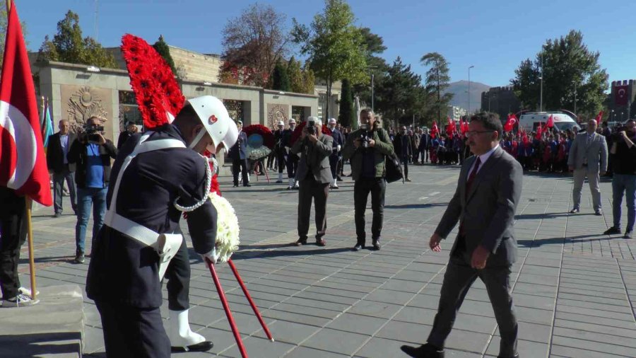 Kayseri’de Cumhuriyet Bayramı Etkinlikleri Başladı