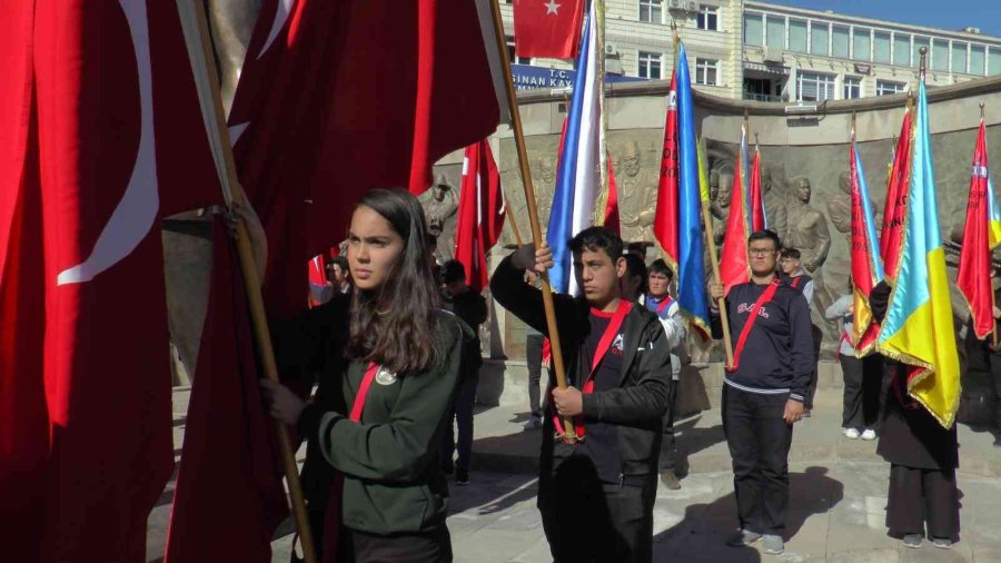 Kayseri’de Cumhuriyet Bayramı Etkinlikleri Başladı