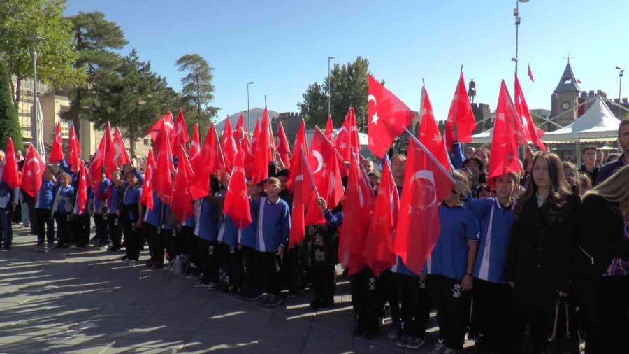 Kayseri’de Cumhuriyet Bayramı Etkinlikleri Başladı