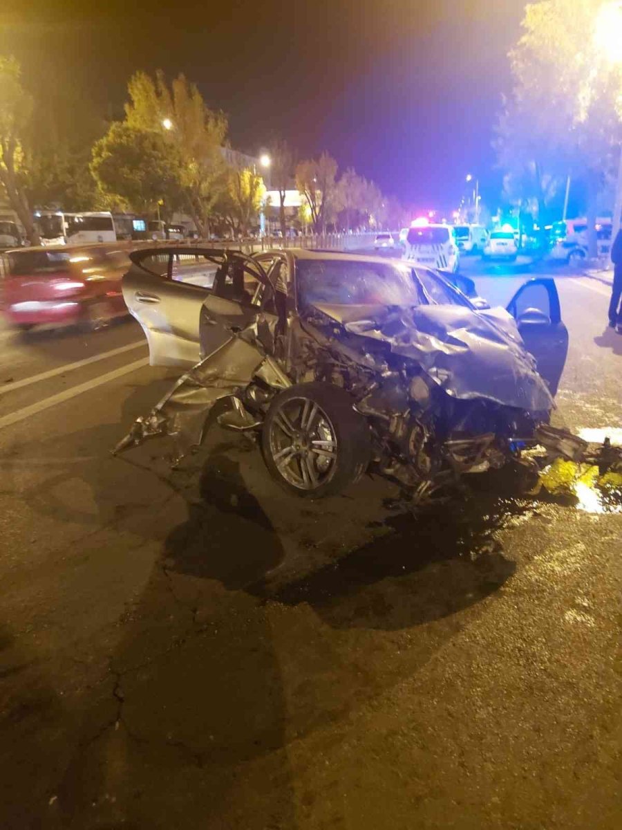 Ortalığı Savaş Alanına Çeviren Kaza