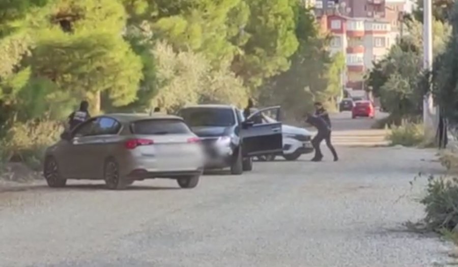 Antalya’da Uyuşturucu Tacirlerinin Ormanlık Alan Planını Polis Bozdu