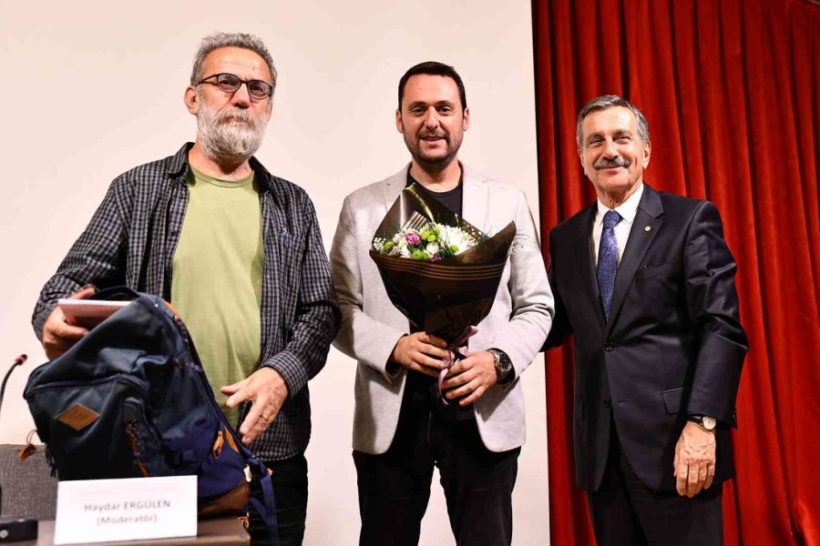 Kent Ve Kültür Söyleşileri’nin Konuğu Gazeteci Barış İnce Oldu