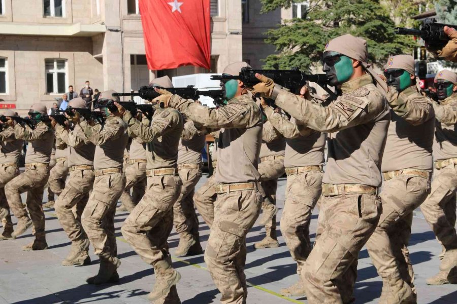 Aksaray’da 29 Ekim Kutlamaları