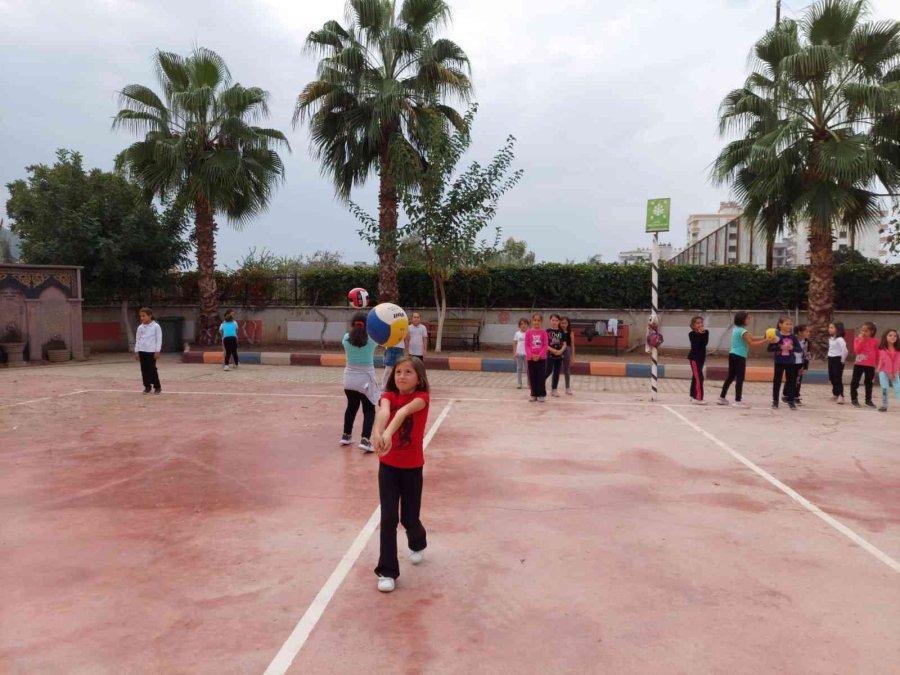 İlkokullarda Spor Dalı Eğitim Projesi Kumluca’da 550 Öğrenci İle Başladı